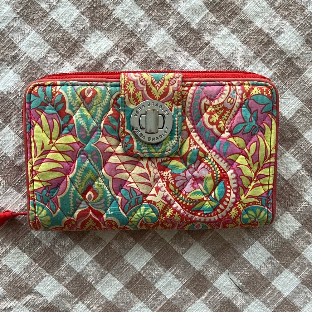 Vera Bradley Paisley In Paradise Wallet